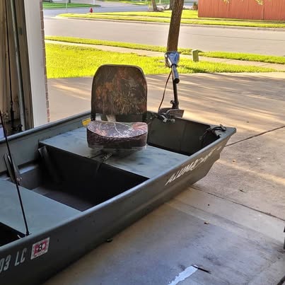 10FT Alumacraft Jon Boat