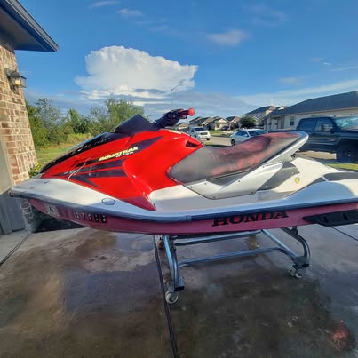 2004 Honda Aquatrax F-12X