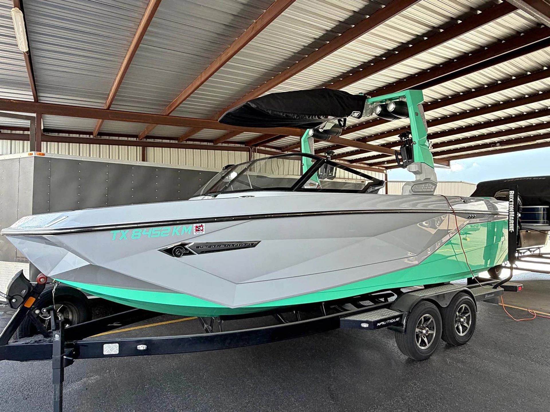 2022 Nautique G23