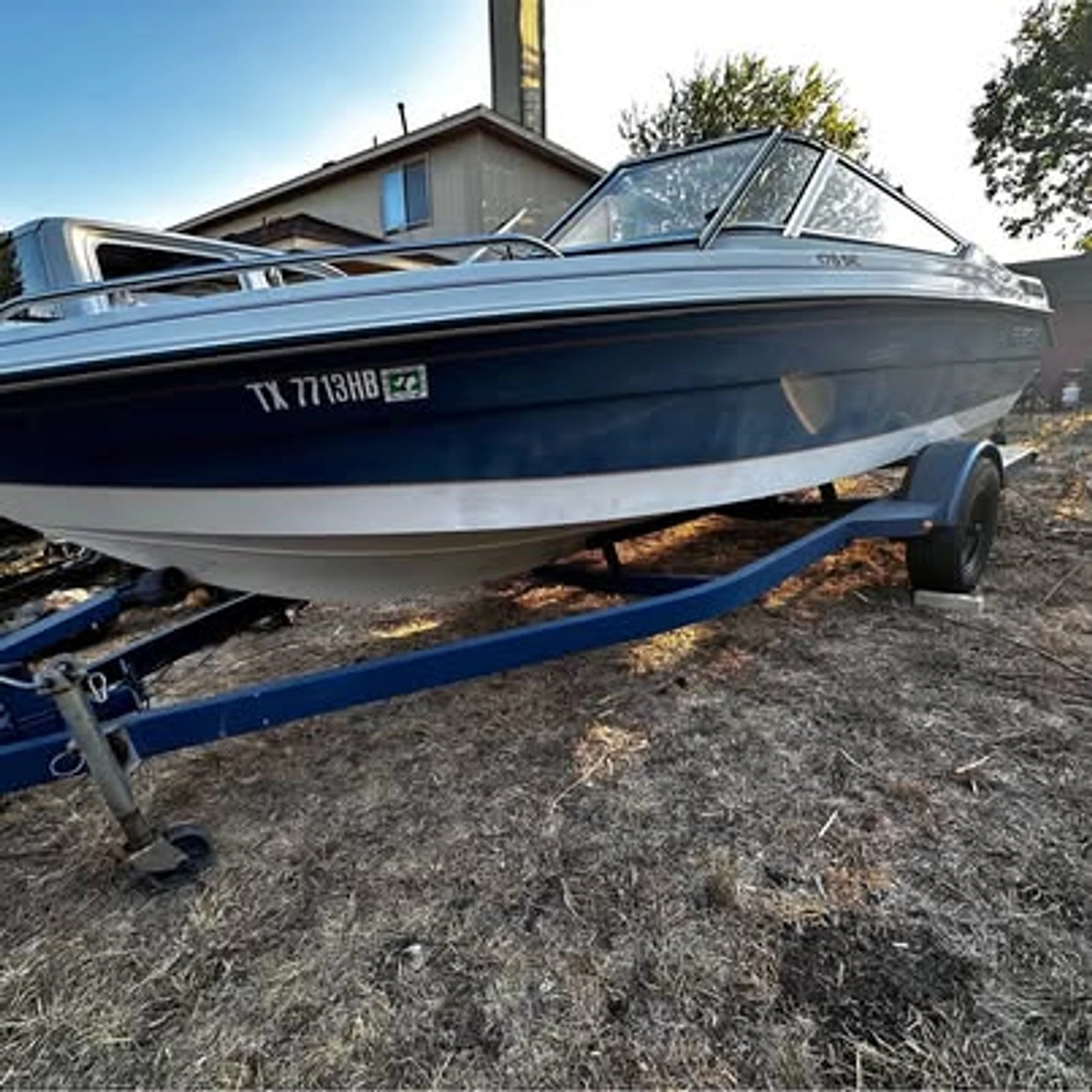 17’ Regal Boat
