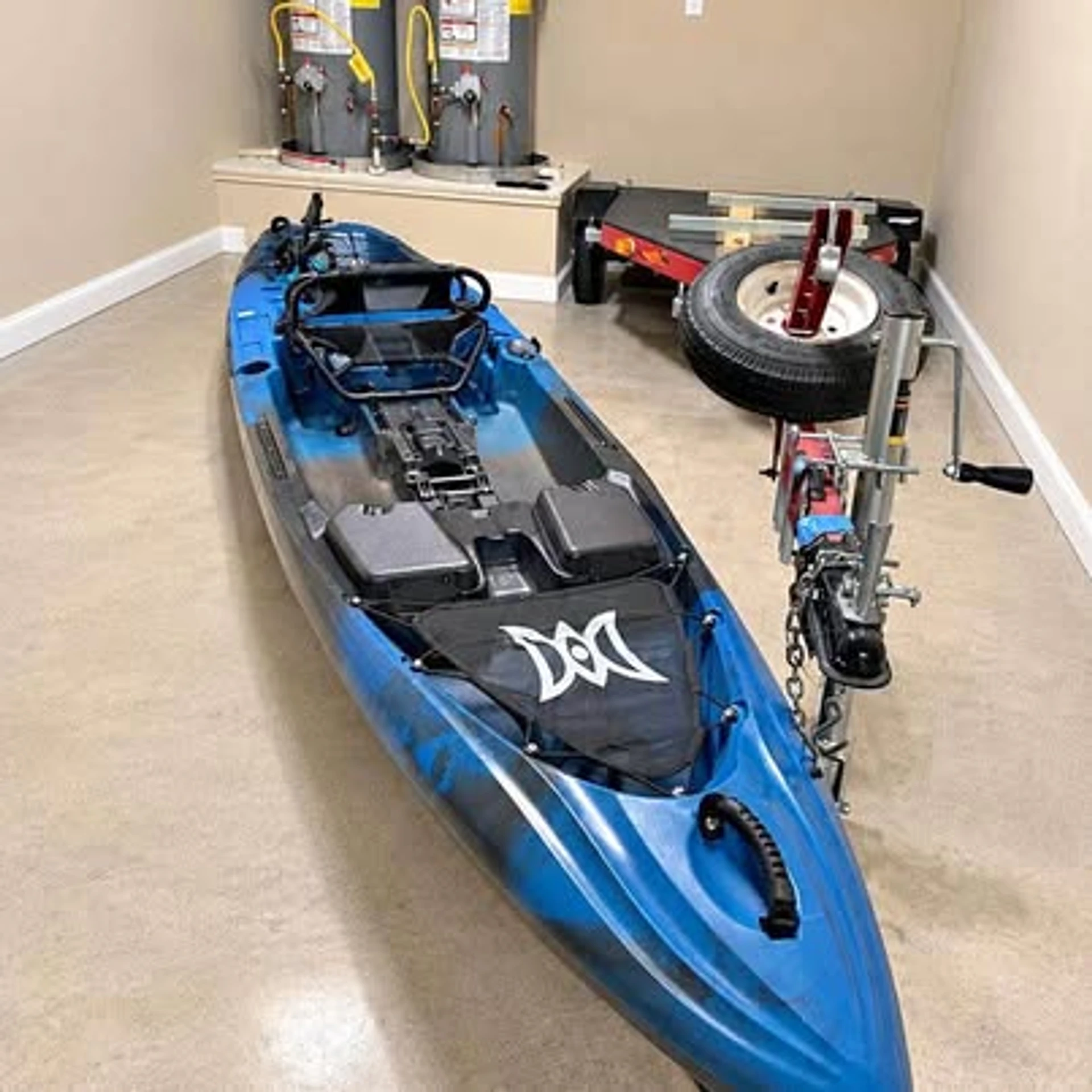 Brand New Perception Pescador Pilot 12 Pedal Drive